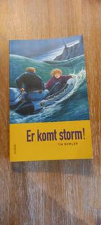 Boek : Er komt storm !, Ophalen of Verzenden, Zo goed als nieuw