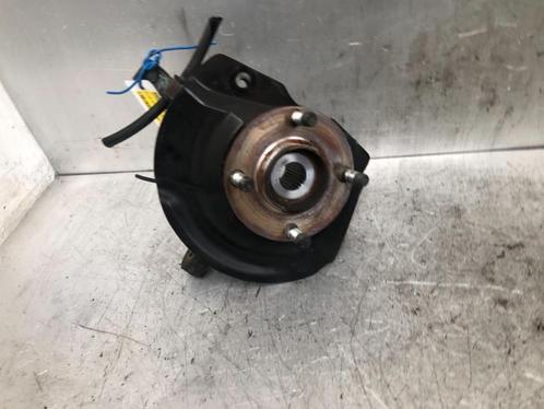 Fusee rechts-voor van een Mitsubishi Mirage, Auto-onderdelen, Ophanging en Onderstel, Mitsubishi, Gebruikt, 3 maanden garantie
