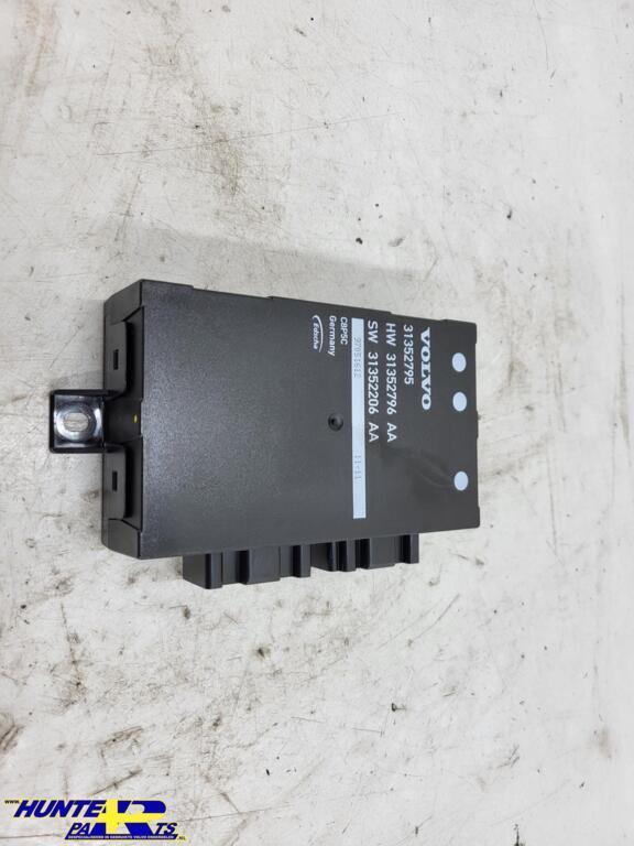 Achterklep motor module Volvo XC60 I ('08->) 31352795, Auto-onderdelen, Elektronica en Kabels, Volvo, Gebruikt, Ophalen of Verzenden