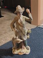 Decoratief beeldje : Jager met hond en gevangen wild, Verzenden, Gebruikt, Mens