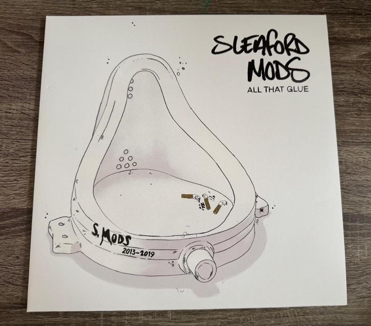 SLEAFORD MODS - ALL THATH GLUE (BEST OF)(2LP), Cd's en Dvd's, Vinyl | Rock, Zo goed als nieuw, Alternative, 12 inch, Ophalen of Verzenden
