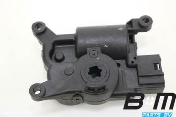 Kachelklep motor VW Passat B8 5Q0907511A