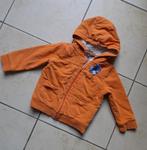 oranje -bruin wollen jasje met kap mt 86, Fille, Utilisé, Enlèvement ou Envoi, Manteau