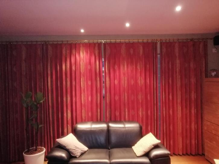 Gordijnen met roedes, ringen en toebehoren in messing, Huis en Inrichting, Stoffering | Gordijnen en Lamellen, Gebruikt, 200 cm of meer