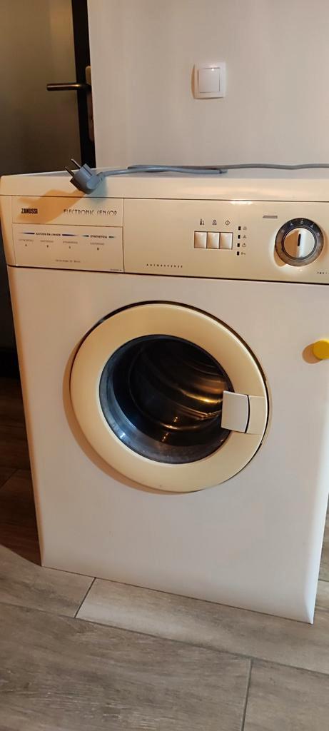 Droogkast zanussi, Elektronische apparatuur, Droogkasten, Ophalen