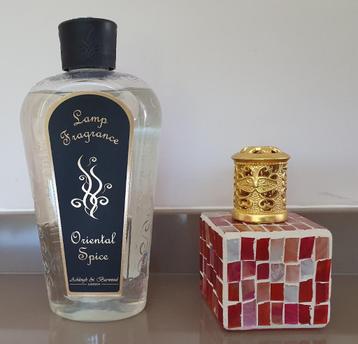 Lampe à fragrance avec bouteille - Ashleigh Burwood - NEUF beschikbaar voor biedingen