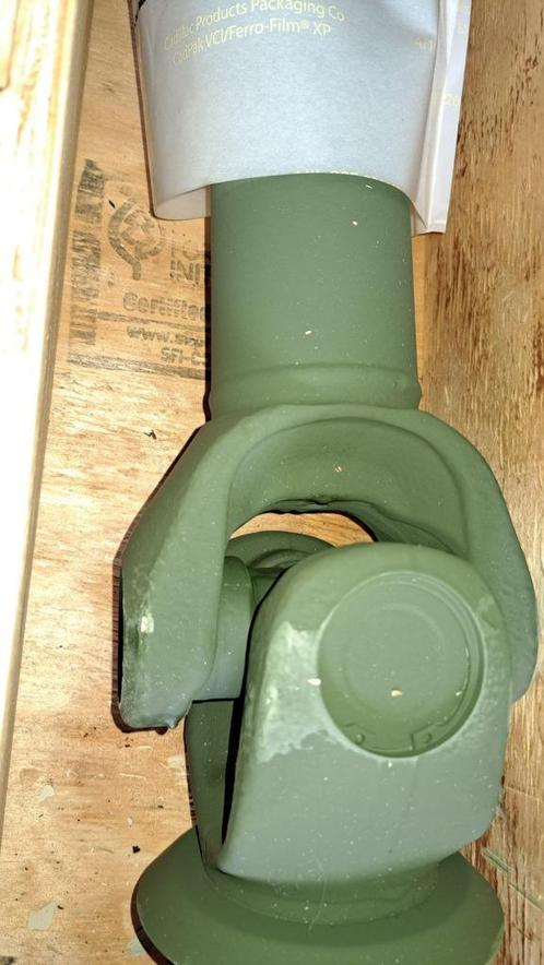 zware Aandrijfas met Kruiskoppeling- us army, Auto-onderdelen, Transmissie en Toebehoren, Nieuw, Ophalen of Verzenden