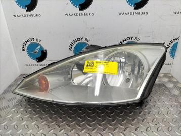 FORD FOCUS 1.6-16V Futura  [L_HEADLAMP] 2004 beschikbaar voor biedingen