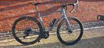 Giant revolt advanced 0 2022 gravel bike, Fietsen en Brommers, Ophalen