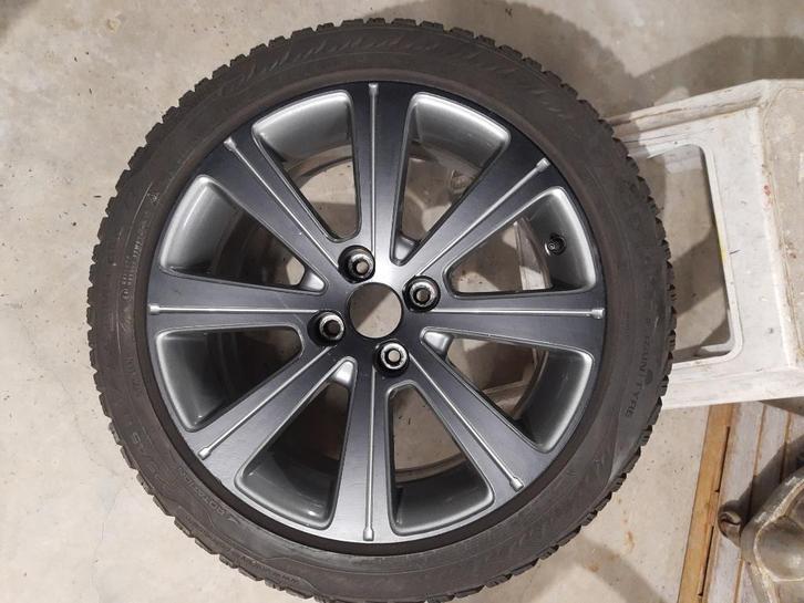 winterbanden 225/45R17 V op orig.velg peugeot, Auto-onderdelen, Banden en Velgen, Banden en Velgen, Winterbanden, 17 inch, 225 mm