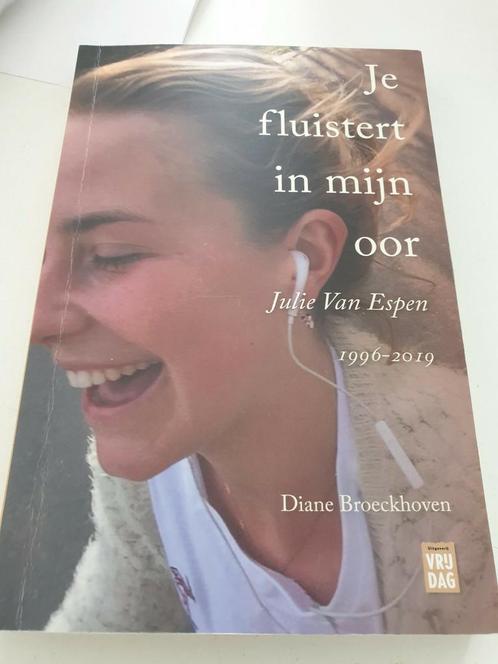 Diane Broeckhoven - Je fluistert in mijn oor Julie Van Espen, Boeken, Overige Boeken, Zo goed als nieuw, Ophalen of Verzenden