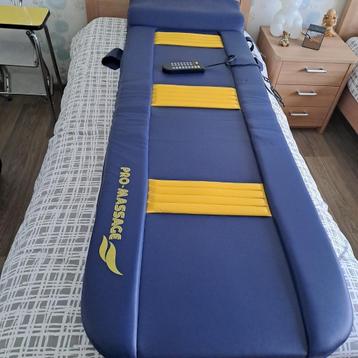 matelas de massage avec différentes zones