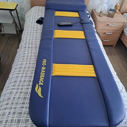 matelas de massage avec différentes zones, Sports & Fitness, Produits de massage, Comme neuf, Chaise de massage ou Coussin, Enlèvement