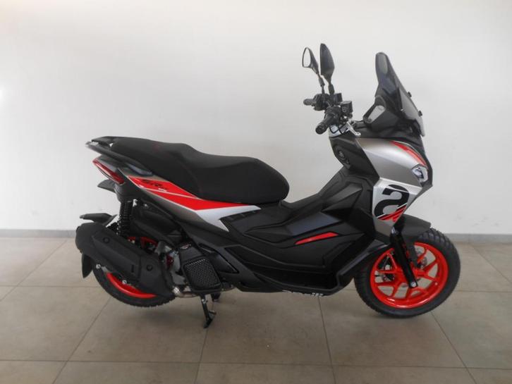 Aprilia SR GT Sport 125 ABS, Motoren, Motoren | Aprilia, Bedrijf, Scooter, 11 kW of minder, 1 cilinder, Minimaal motorrijbewijs A1