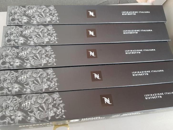 Coffret Nespresso + café + accessoires, Divers, Produits alimentaires, Enlèvement