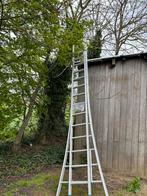 Solide ladder ( 2-delig), Doe-het-zelf en Bouw, Ladders en Trappen, 2 tot 4 meter, Ladder, Gebruikt, Opvouwbaar of Inschuifbaar