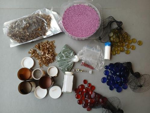 Knutselen : steentjes, zand, glaskeitjes, Hobby en Vrije tijd, Knutselen, Ophalen of Verzenden