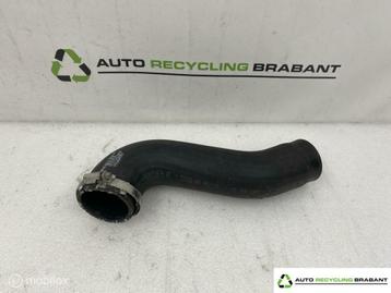 Intercooler Slang Volkswagen Audi Seat 5C0145762 1K0145832AK disponible aux enchères