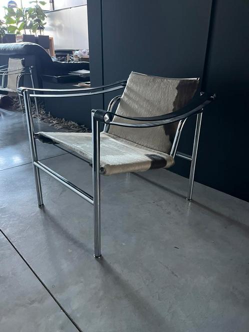 Twee originele Le Corbusier LC1 zeteltjes – jaren ’60, Huis en Inrichting, Zetels | Zetels, Gebruikt, Ophalen