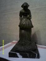 Semeuse en Bronze Objet d'art en parfait état, Enlèvement, Bronze