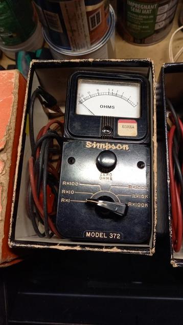 Simpson 372 ohm meters  beschikbaar voor biedingen