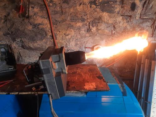 Weishaupt WL5 oliebrander, Doe-het-zelf en Bouw, Verwarming en Radiatoren, Zo goed als nieuw, Cv-ketel of Combi-ketel, Minder dan 30 cm