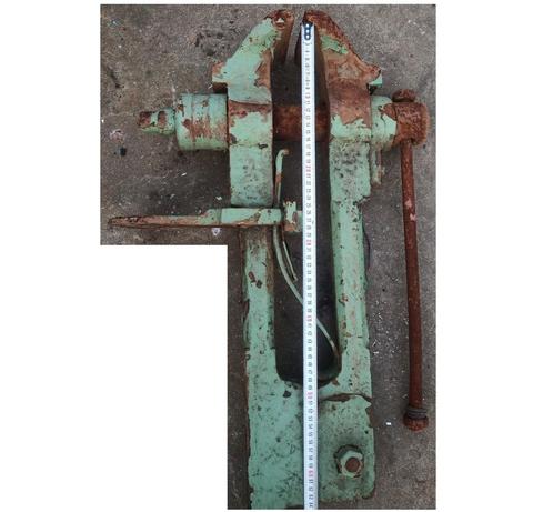 Smeden bankschroef Smid Staartbankschroef, Doe-het-zelf en Bouw, Werkbanken, Gebruikt, Minder dan 70 cm, Bankschroef, Ophalen