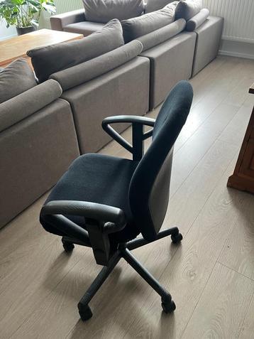 bureaustoel ergonomisch Vitra (bod is ongeldig) beschikbaar voor biedingen