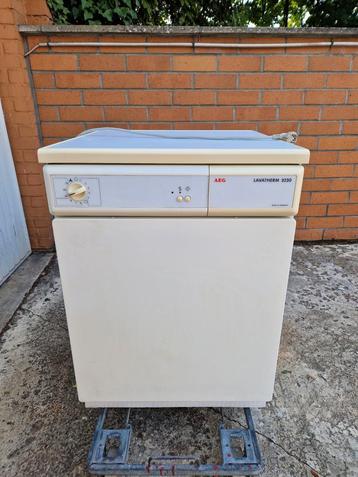 SECHOIR AEG LAVATHERM 3230 à évacuation, Enlèvement