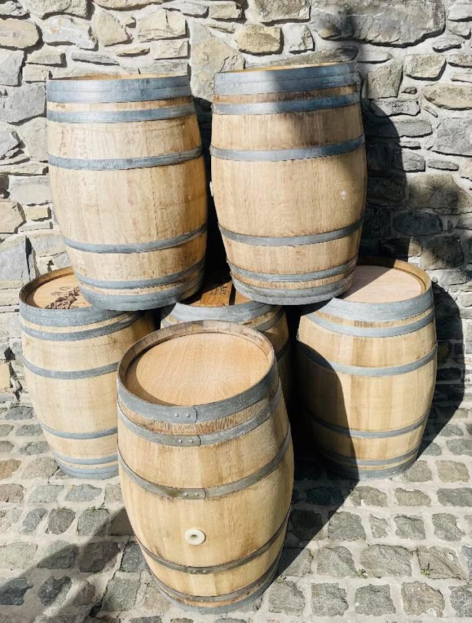 Tonneaux en bois (chêne) 225l. Excellent etat. Livraison, Antiquités & Art, Curiosités & Brocante, Enlèvement ou Envoi