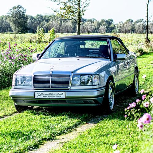 Mercedes 300CE 24v cabrio W124 manueel onderhoudsboek airco, Auto's, Oldtimers, Bedrijf, Te koop, ABS, Centrale vergrendeling