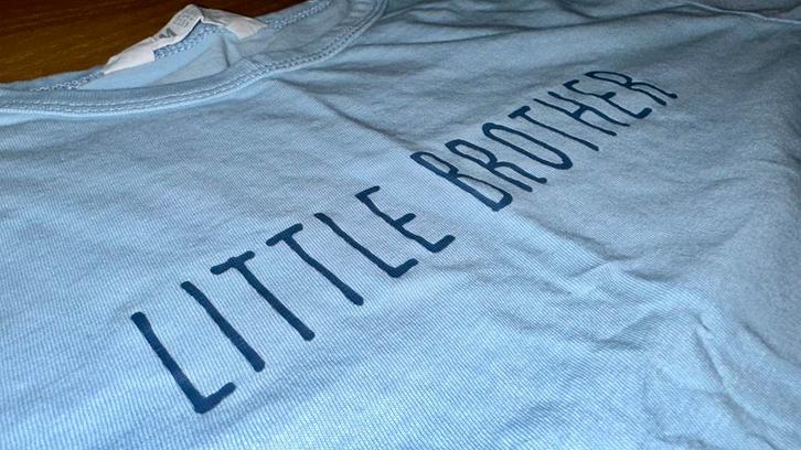 T-shirt manches longues Style décontracté et intemporel, Enfants & Bébés, Vêtements enfant | Taille 134, Utilisé, Garçon, Chemise ou À manches longues