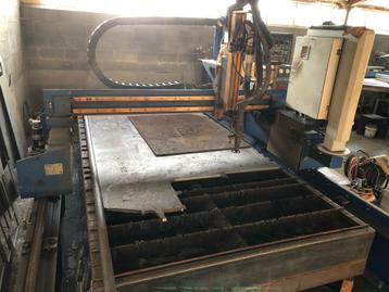 Plasmasnijtafel messer cortina DS2100 + kjellberg beschikbaar voor biedingen