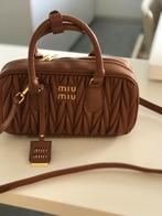 Handtas “Miu Miu”, Handtassen en Accessoires, Ophalen of Verzenden, Zo goed als nieuw, Bruin, Handtas