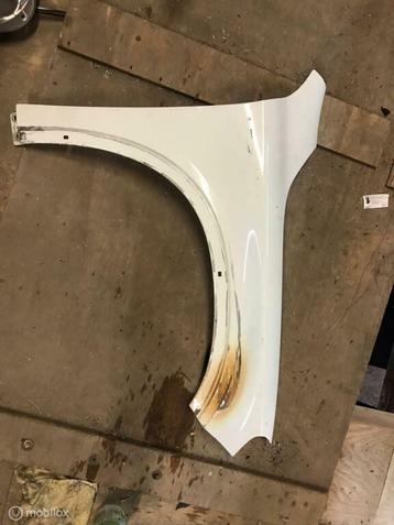 Mercedes GLA-klasse X156 Rechter spatbord A156001020 beschikbaar voor biedingen