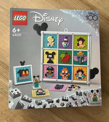 Lego 43221 Disney 100 jaar Disney sealed en retired beschikbaar voor biedingen