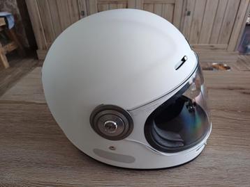 Nieuwe helm beschikbaar voor biedingen