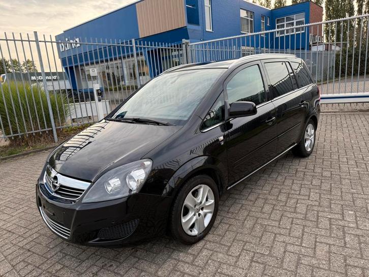 Opel Zafira  Cosmo / 1.8 Benzine / 7 zit / Airco / 137000Km, Auto's, Opel, Bedrijf, Te koop, Zafira, ABS, Airbags, Airconditioning