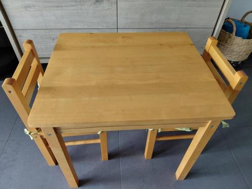 Tafeltje met 2 stoeltjes, Kinderen en Baby's, Kinderkamer | Tafels en Stoelen, Zo goed als nieuw, Tafel(s) en Stoel(en), Ophalen