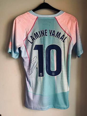 Lamine yamal gesigneerd shirt beschikbaar voor biedingen