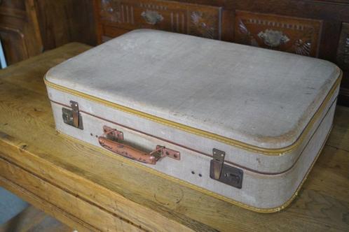 Antieke reis koffer in grijze kleur 61 x 41 H 18, Antiek en Kunst, Curiosa en Brocante, Ophalen