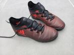 Adidas korfbal / hockey schoen maat 35, Sport en Fitness, Ophalen, Zo goed als nieuw, Schoenen