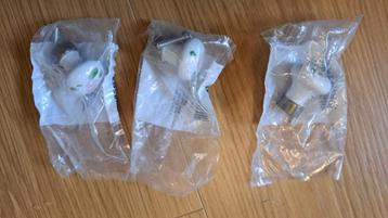 set van 3 rode roze porseleinen knopen diameter 3 cm  beschikbaar voor biedingen