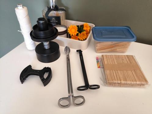 Kaarsen materiaal - materiaal lonten, Hobby en Vrije tijd, Knutselen, Zo goed als nieuw, Materiaal, Ophalen of Verzenden