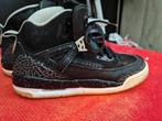 Jordan Dames sport schoenen. Maat 38, Sport en Fitness, Basketbal, Ophalen of Verzenden, Zo goed als nieuw, Schoenen