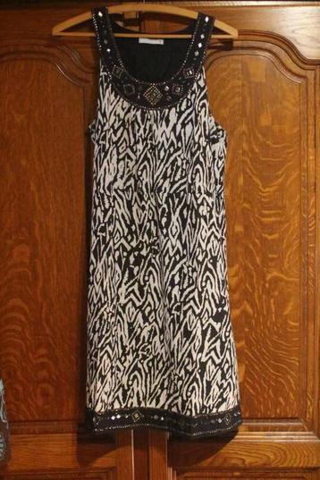Robe noir et blanc, T.42, Autre, Enlèvement, Porté, Blanc