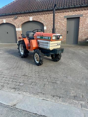 ***Kubota B1402 17cv 3cil 4x4 moderne seulement 674 heures**