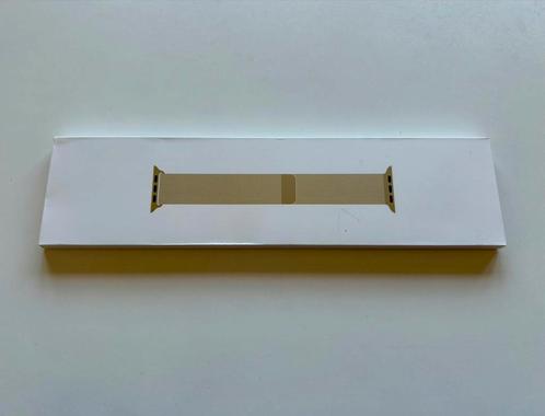 Bracelet Apple milanais gold, Handtassen en Accessoires, Smartwatches, Gebruikt, Conditie, Ophalen of Verzenden