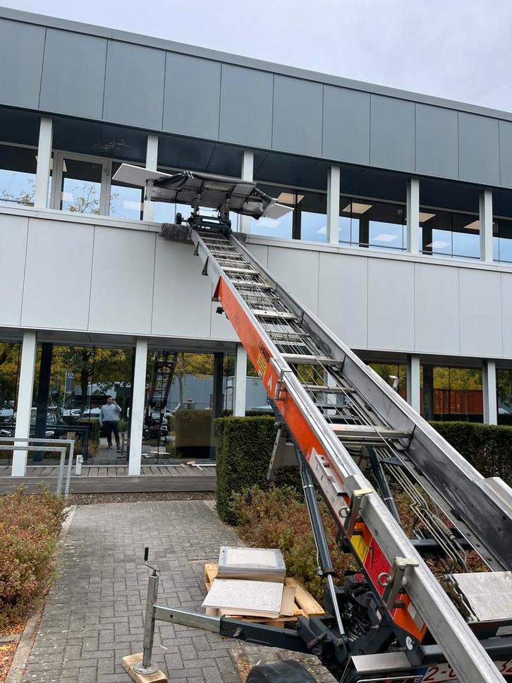 ‼️ Verhuizingen&ladderlift ‼️7️⃣0️⃣euro, Immo, Appartementen en Studio's te huur