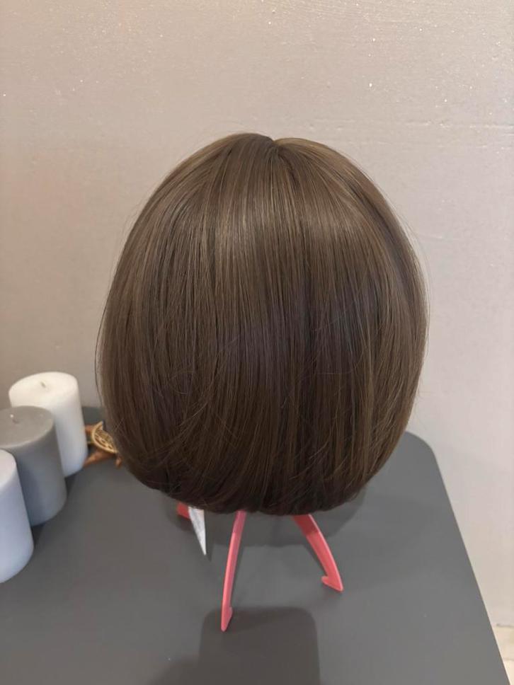 Perruque neuve avec étiquette, Bijoux, Sacs & Beauté, Beauté | Soins des cheveux, Comme neuf, Enlèvement